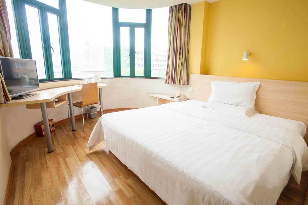 7Days Inn Guiyang Posts And Telecommunications Building Guiyang (Guizhou) Room photo